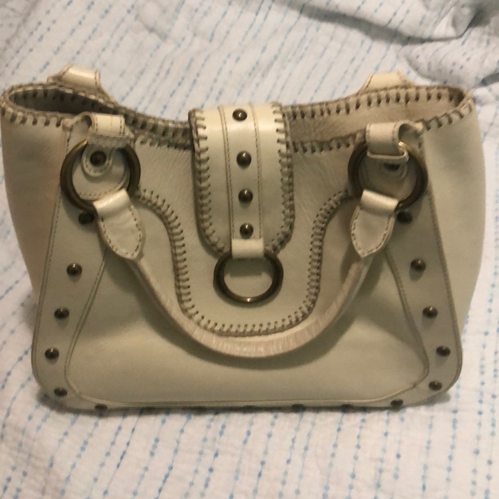 BCBG Girls leather purse LIkE NEW cream